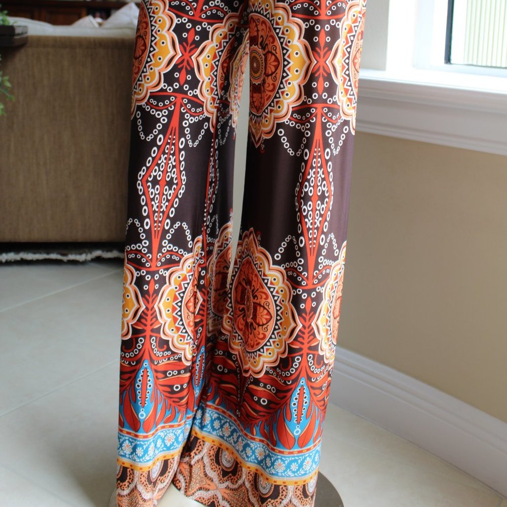 Flowy Patterned pants - Picture 2 of 3